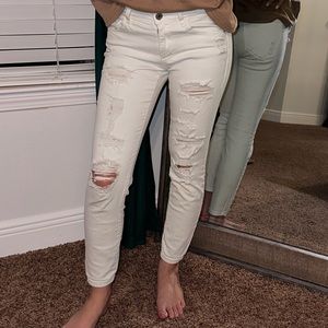 High waist white ripped jeans